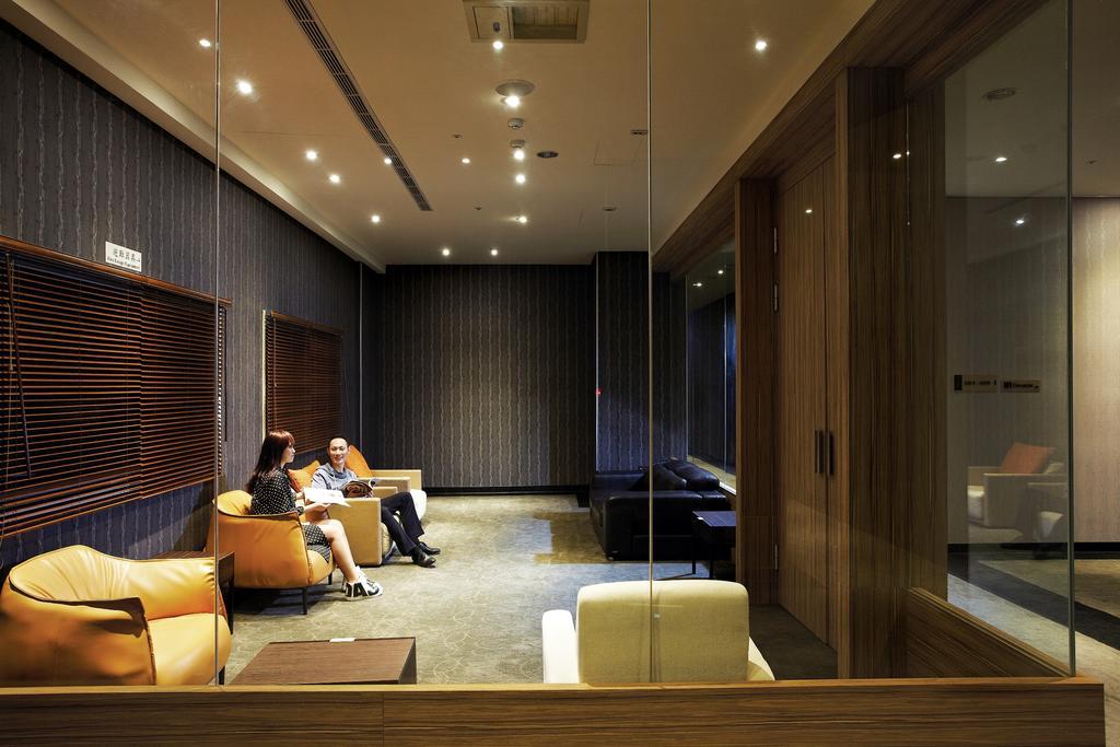 Airline Inn Green Park Way Taichung Buitenkant foto