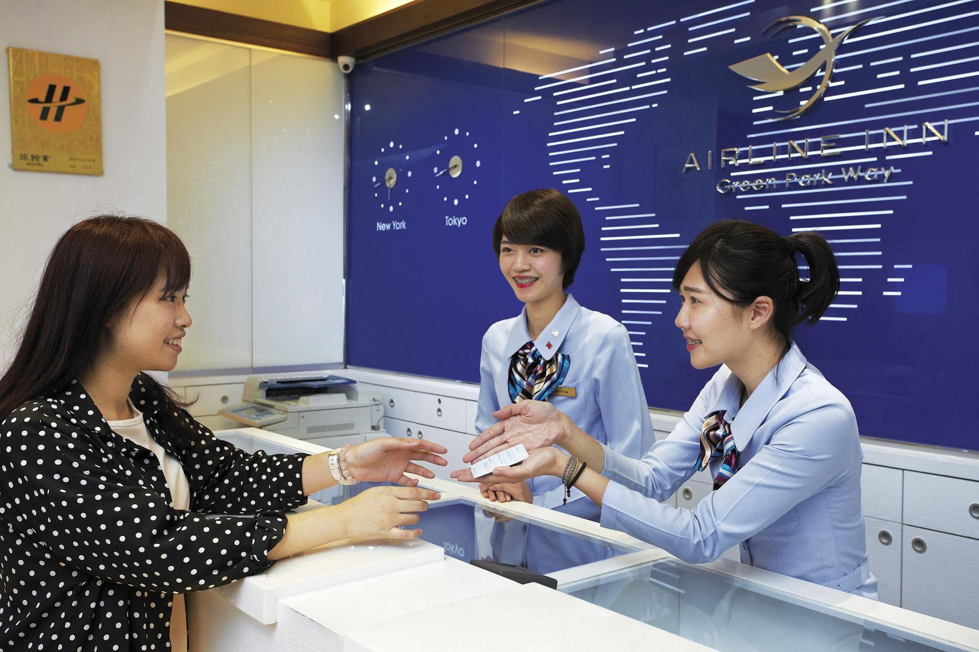 Airline Inn Green Park Way Taichung Buitenkant foto